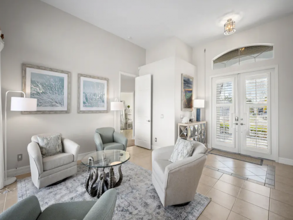 Marco Island Beautiful 3 Bedroom Home with Pool & Canal View